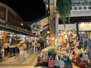 Asiatique The Riverfront
